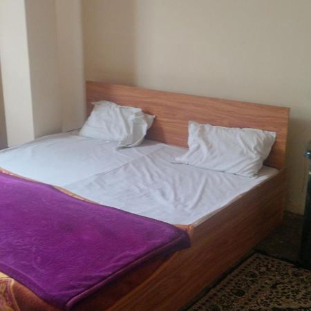 Hotel Sunrise Шиллонг Екстер'єр фото